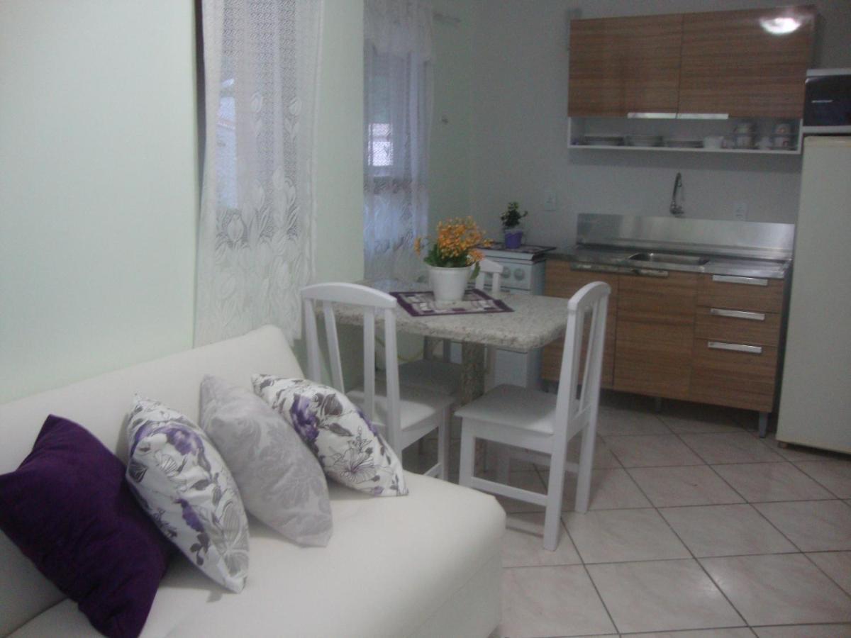 בומבינאס Studio 80M Da Praia מראה חיצוני תמונה